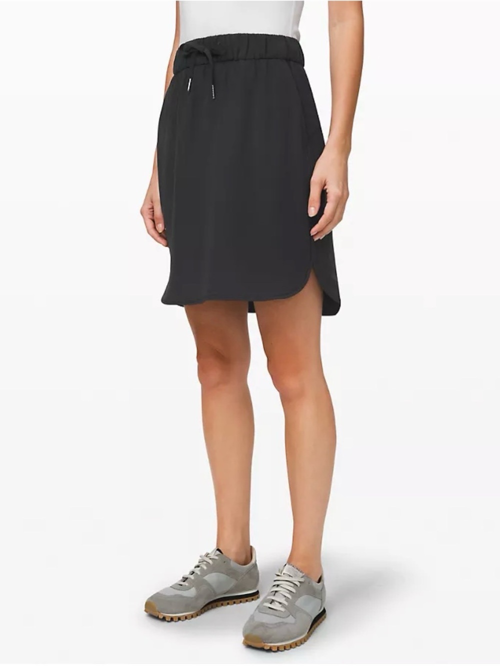 Lululemon On They Fly Mid-Rise Skirt *Woven size 8